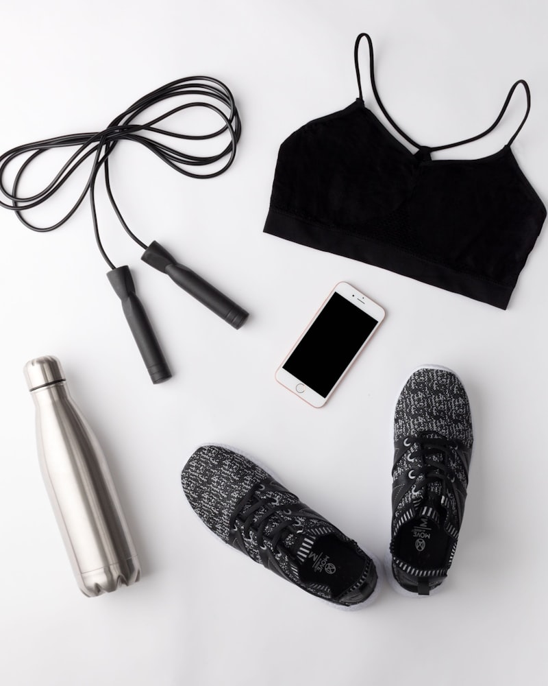 Essentials Training Kit — Jet Black