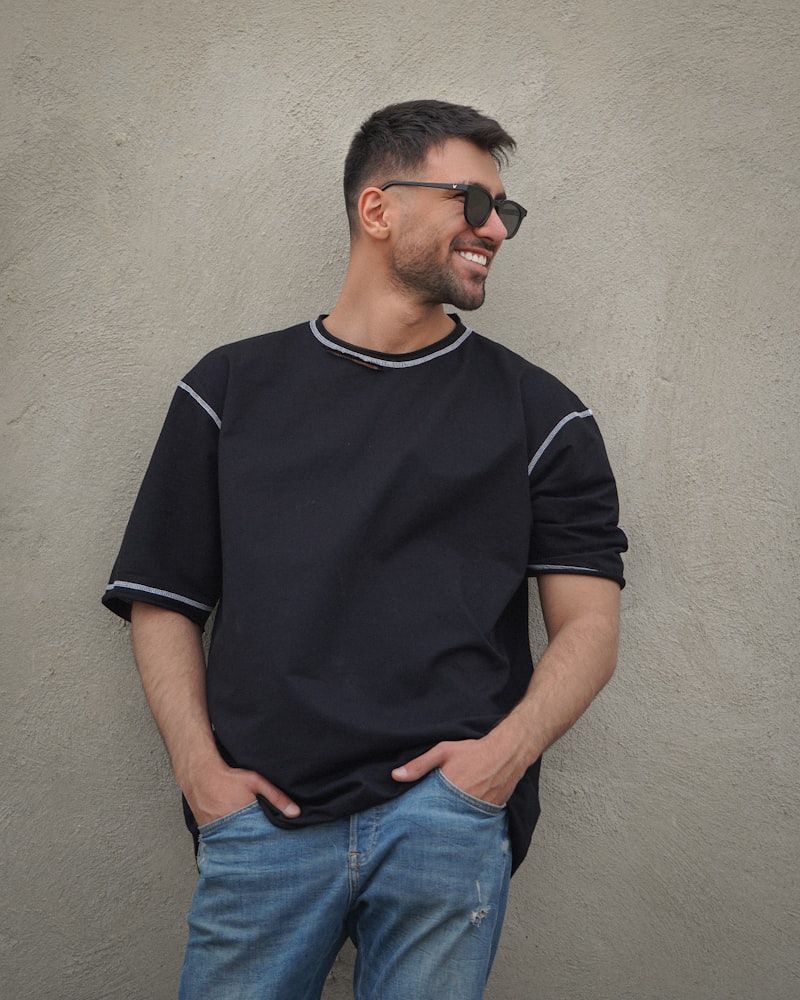 Lumen Crew Neck — Jet Black
